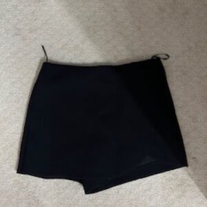 Black & Pink Zara skorts